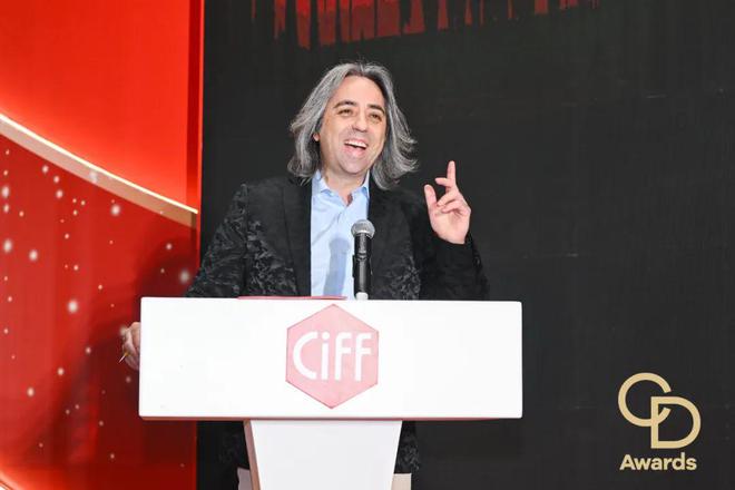 钻之星」颁奖典礼（民用家具展专场）盛大举办CQ9电子网站CIFF广州 2025「华(图7)